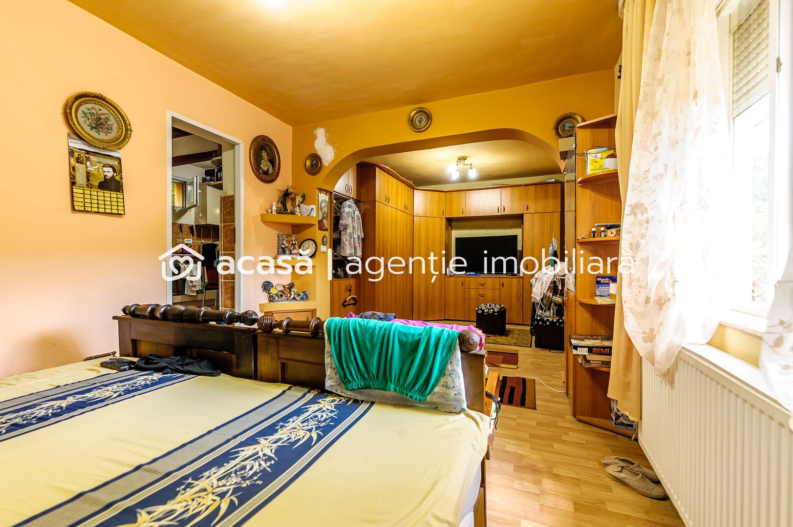 Imagine 5 - PROPRIETATE VÂNDUTĂ Casă conac cu 15.000 mp deal împădurit la Barațca,