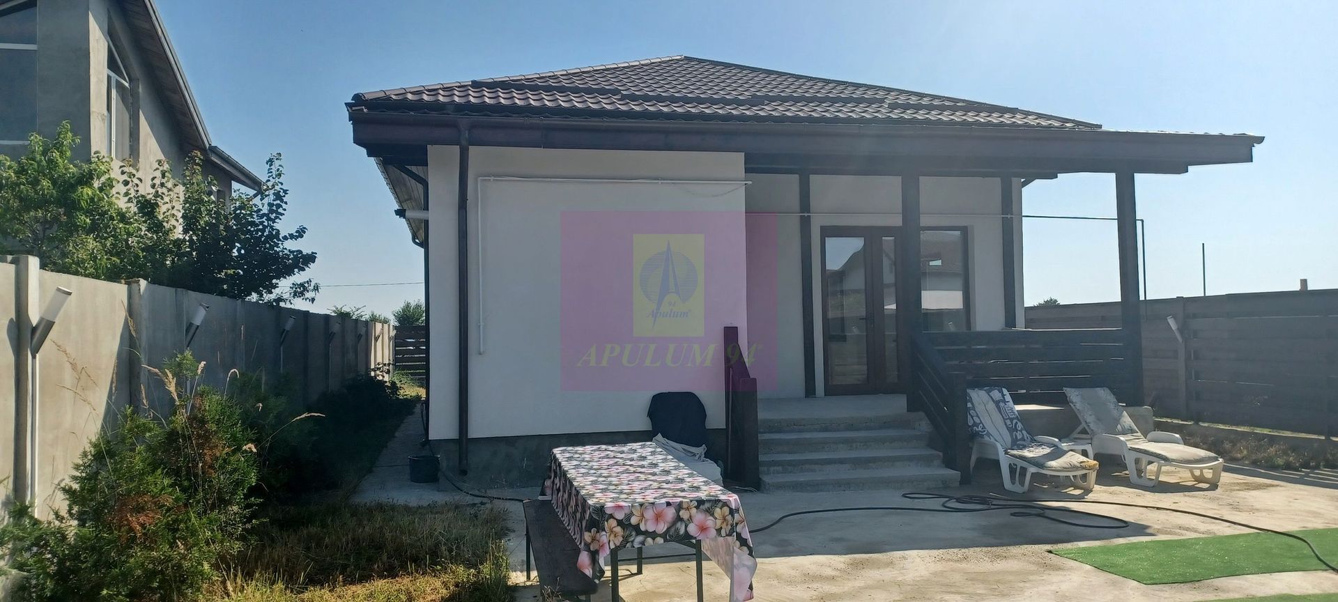 Casă nouă Săbăreni, terasă, piscină, foișor, barbeque, curte 440 mp