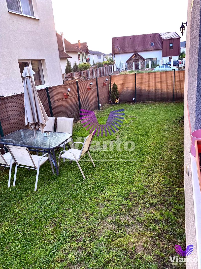Apartament 3 camere si curte proprie | Parcare privata | Selimbar