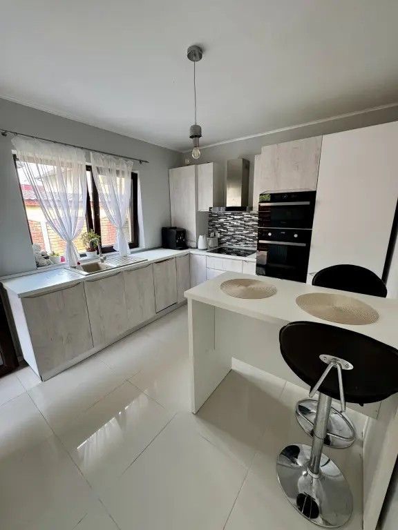 Casa individula ,teren 230 mp-Giroc ,Trandafirilor - imaginea 6