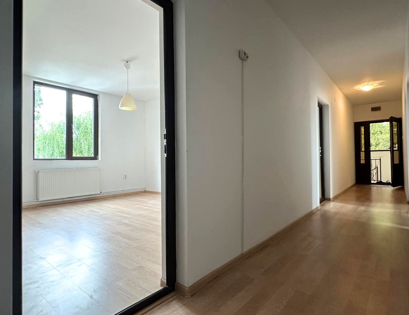 Inchiriere casă complet renovată cu 4 camere  Băneasa, Sector 1 - imaginea 15