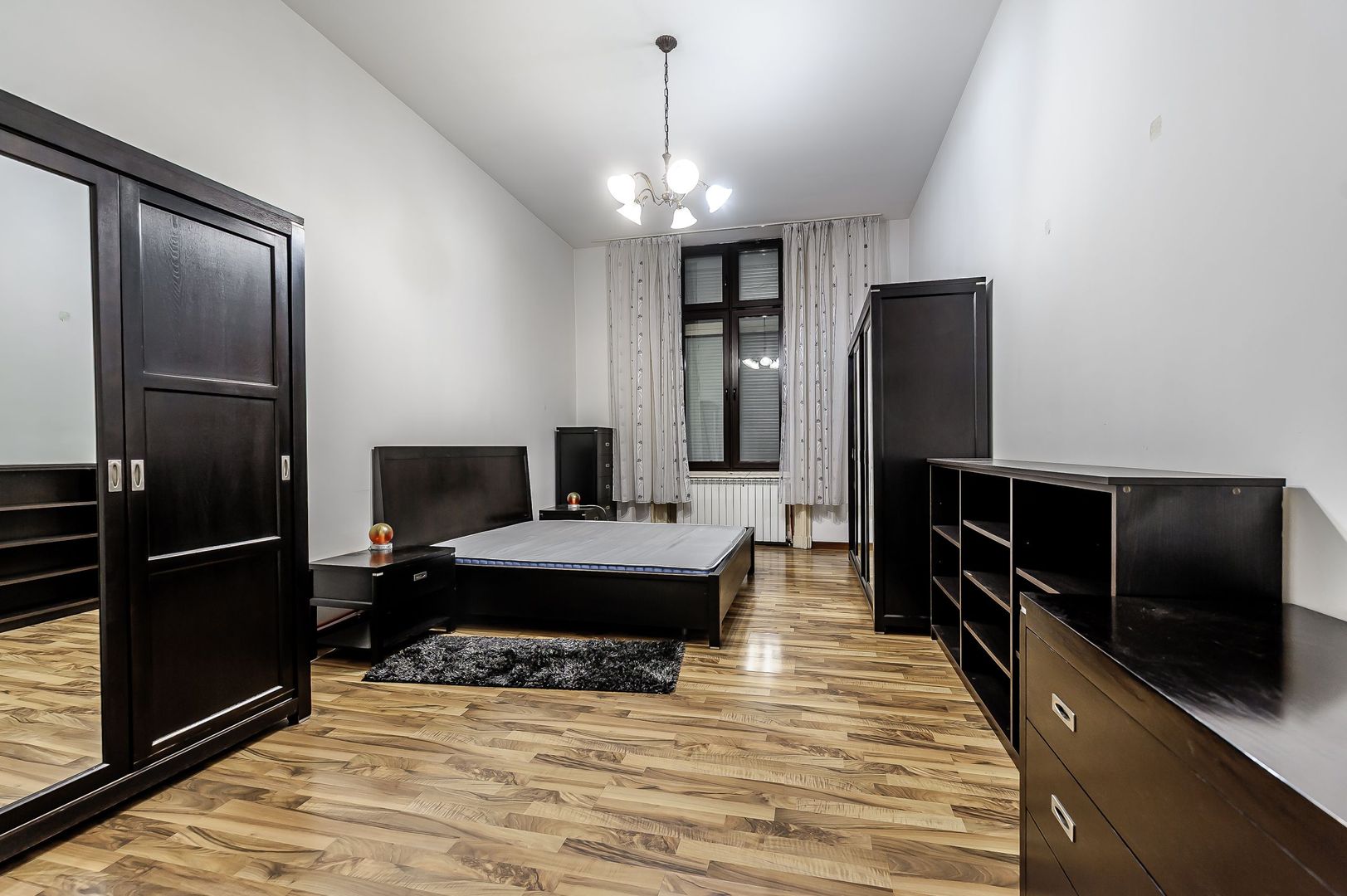 Apartament 2 camere - Etaj 1 - Palatul Neumann, Arad - COMISION 0%