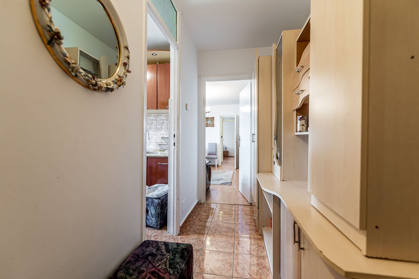 Imagine 8 - Apartament 2 camere,  6 Vânători Arad