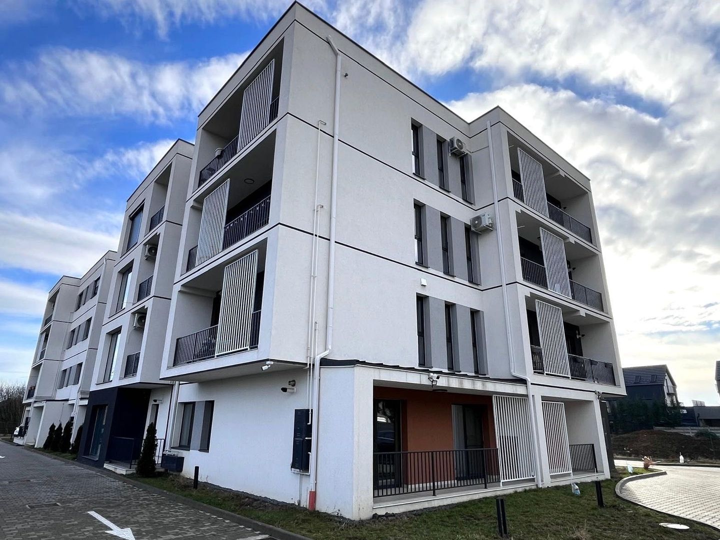 Apartament cu 1 cameră de închiriat – Prima închiriere | Lux | - imaginea 4