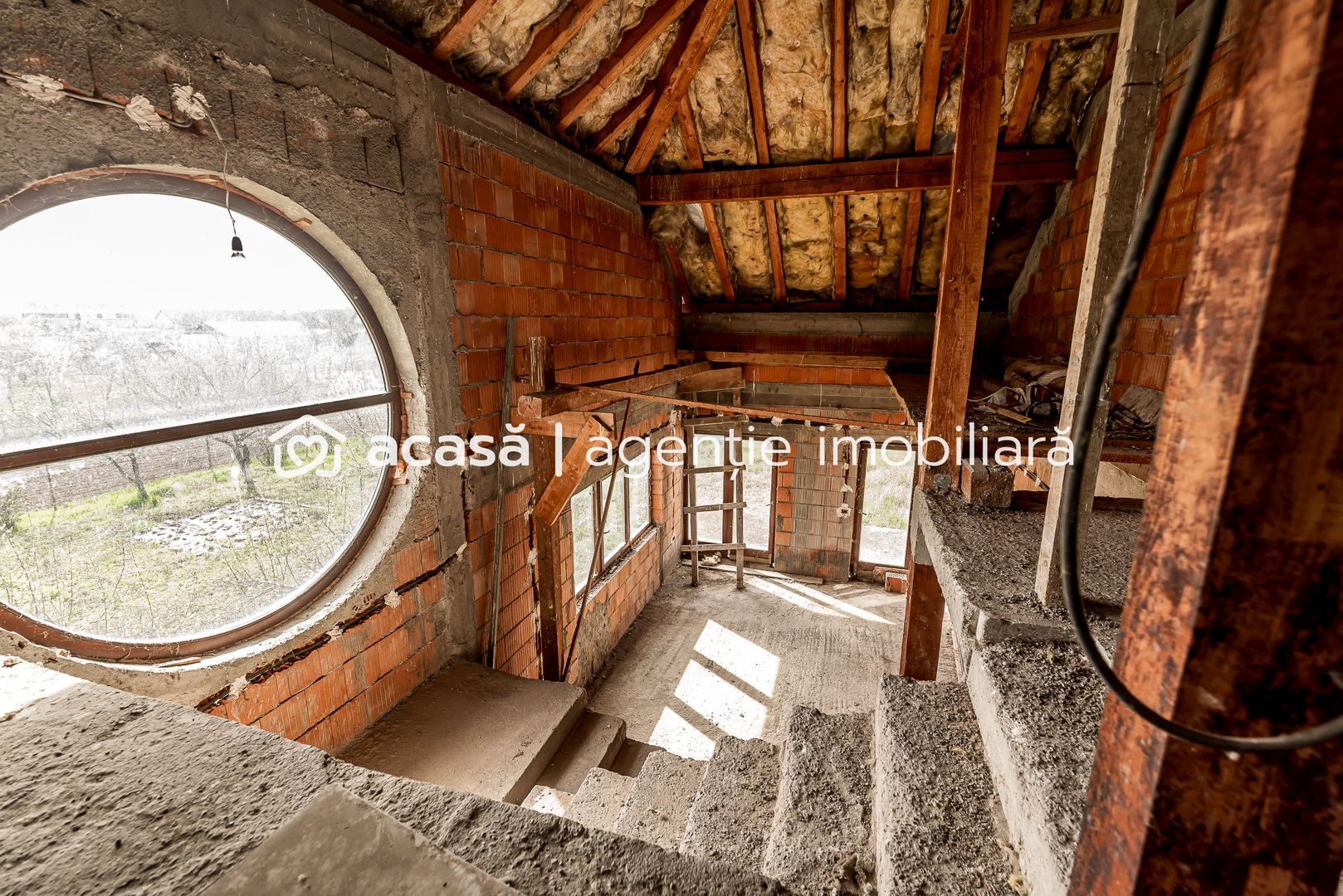 Imagine 4 - PRET NOU! Casă 6 camere - la roșu - Zimandcuz, Arad – COMISION 0