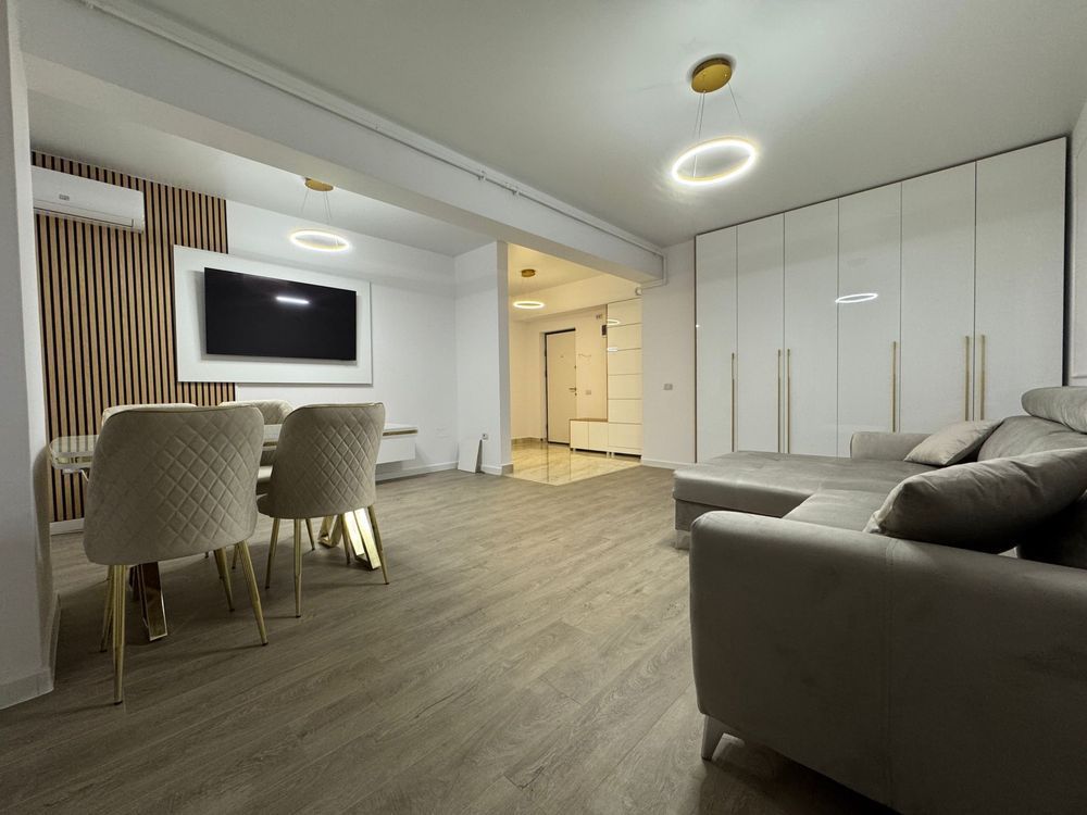 Închiriez apartament 2 camere Liberty Mall- Central Address