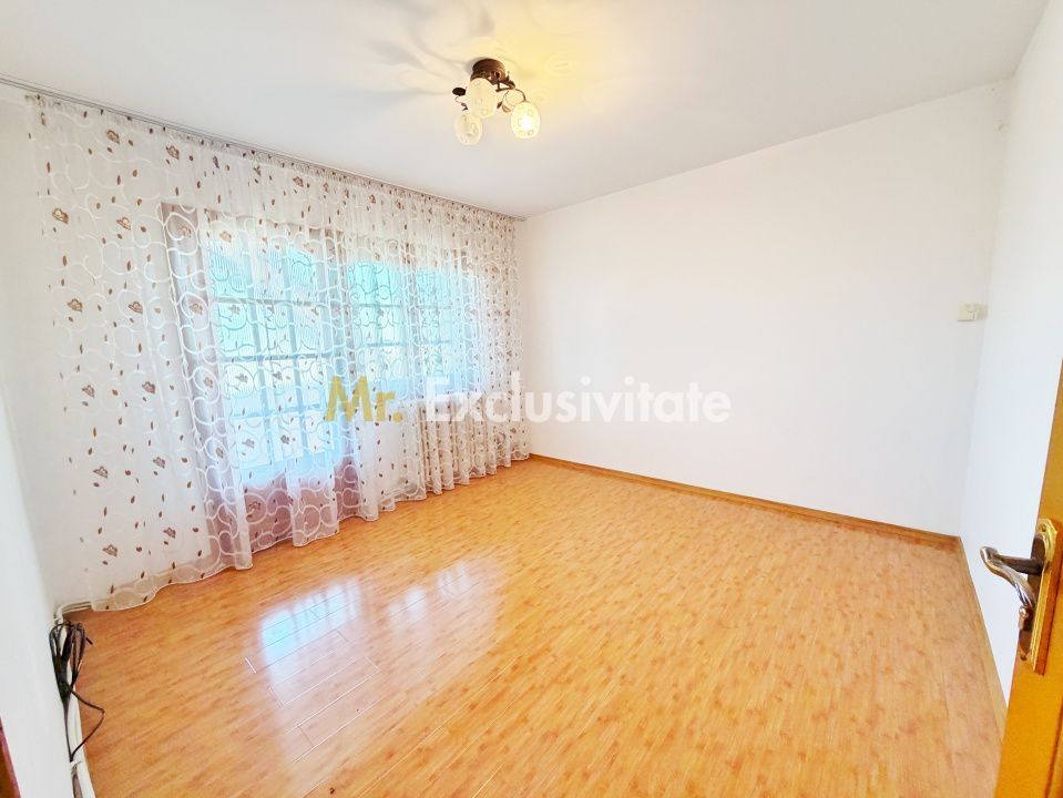 Apartament 3 camere decomandat + mansarda Curtea de Arges - Ivancea - imaginea 5