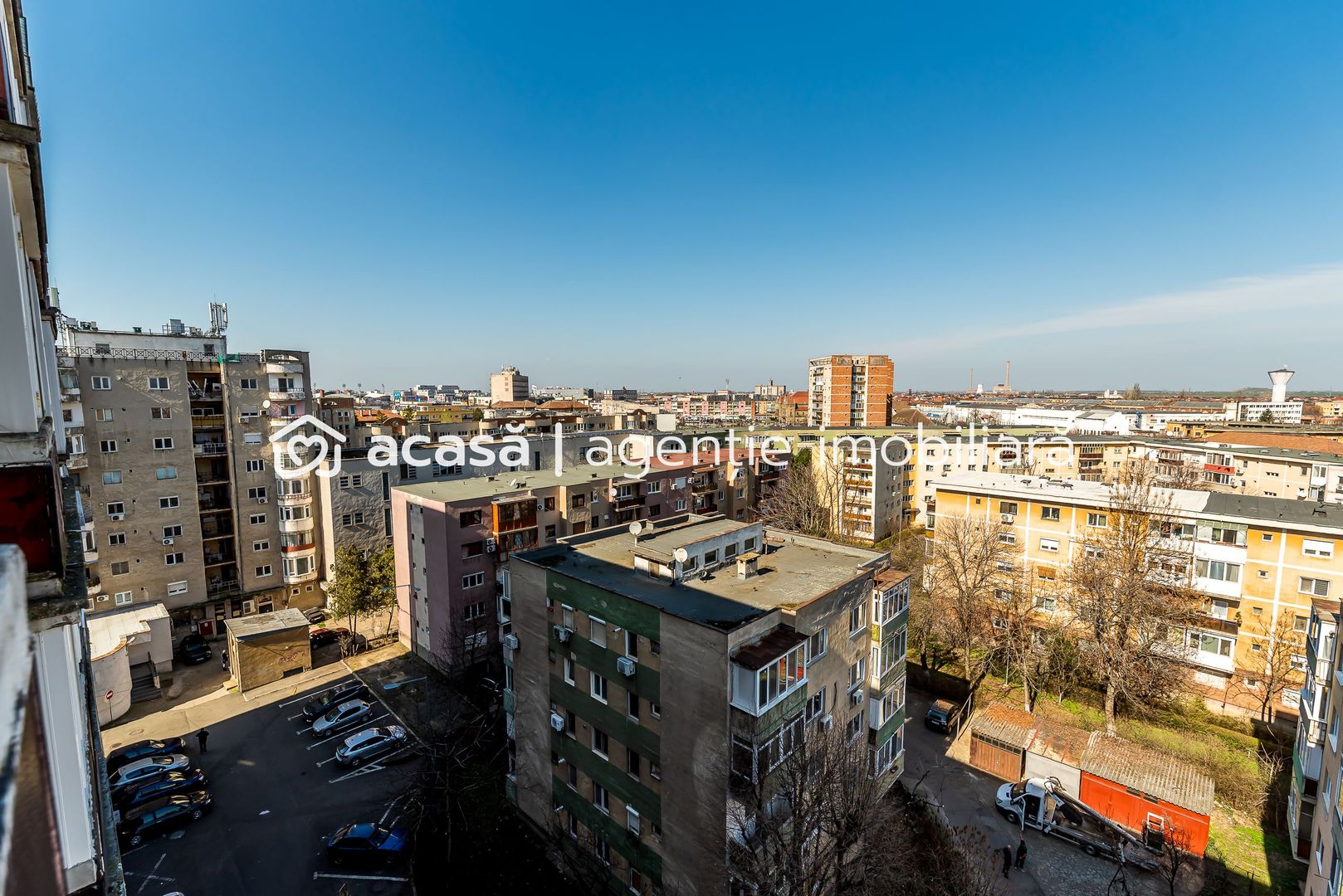Imagine 2 - Apartament cu 3 camere în Podgoria Arad, vedere frumoasă, 2 balcoane