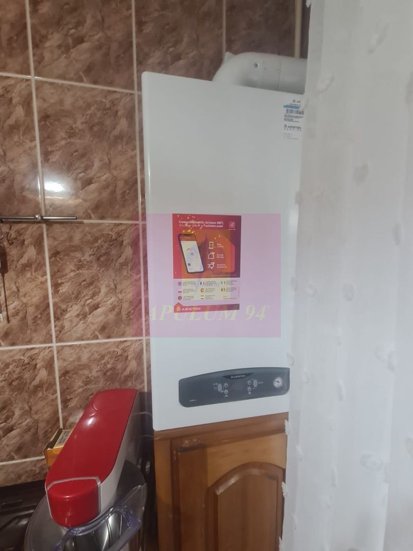 Apartament cu 3 camere de vanzare in Campina - Zona Cuza - imaginea 7