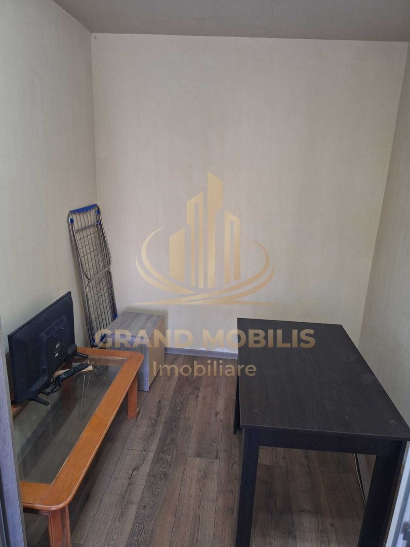 Apartament 2 camere recent renovat – Zona Calea Șagului - imaginea 3