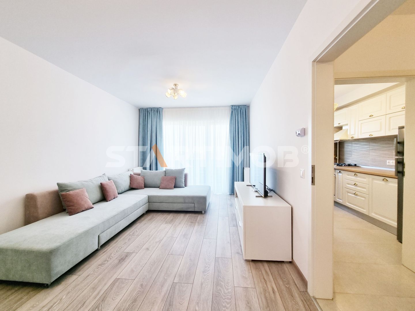 Apartament doua camere cu boxa si parcare Avantgarden