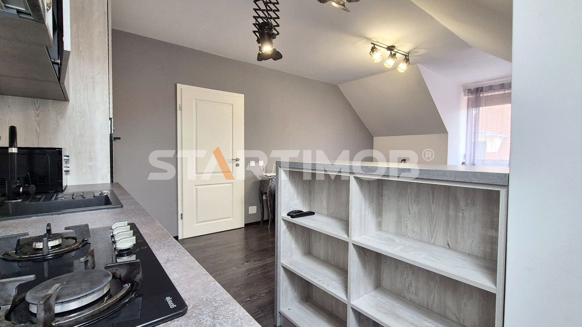 Apartament doua camere cu parcare Coresi