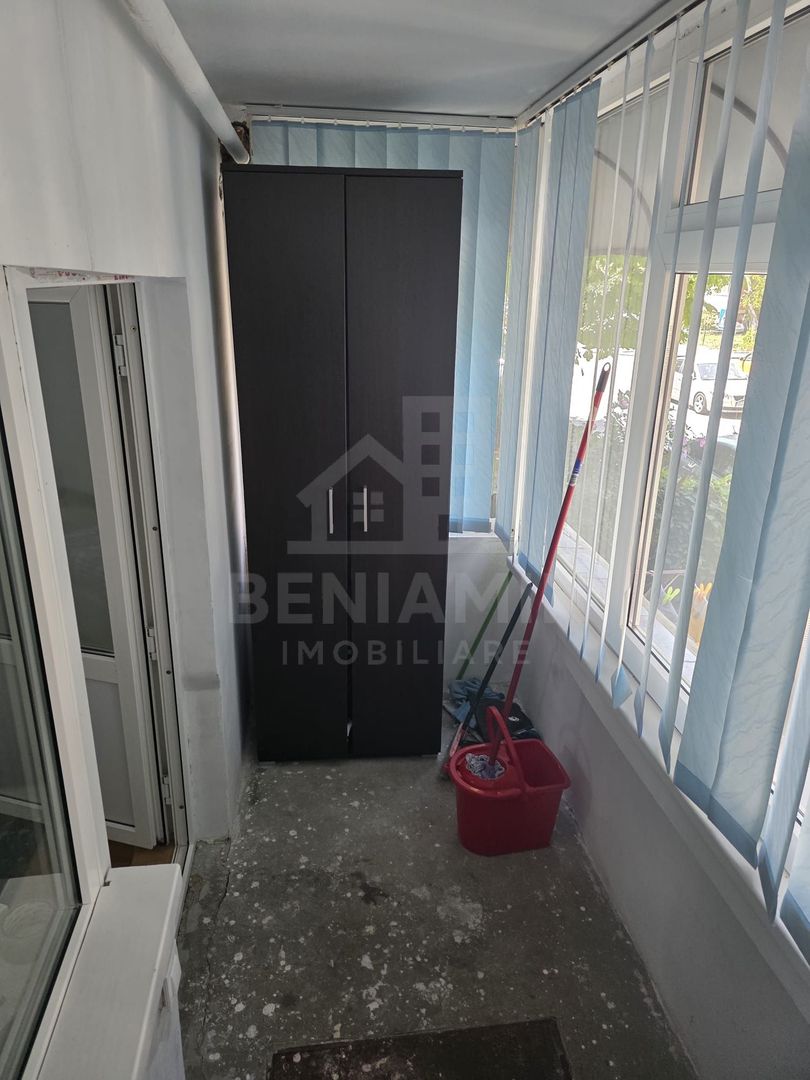 2 Semidecomandate - Parter -Balcon Cu Beci-CT-45mp- Cv9-Scoala 34 - imaginea 7