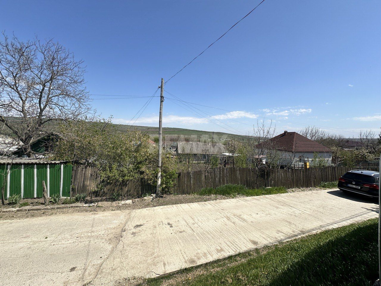 Teren pentru construcție în centrul satului Văsieni – 5,3 ari, locație excelentă - imaginea 4