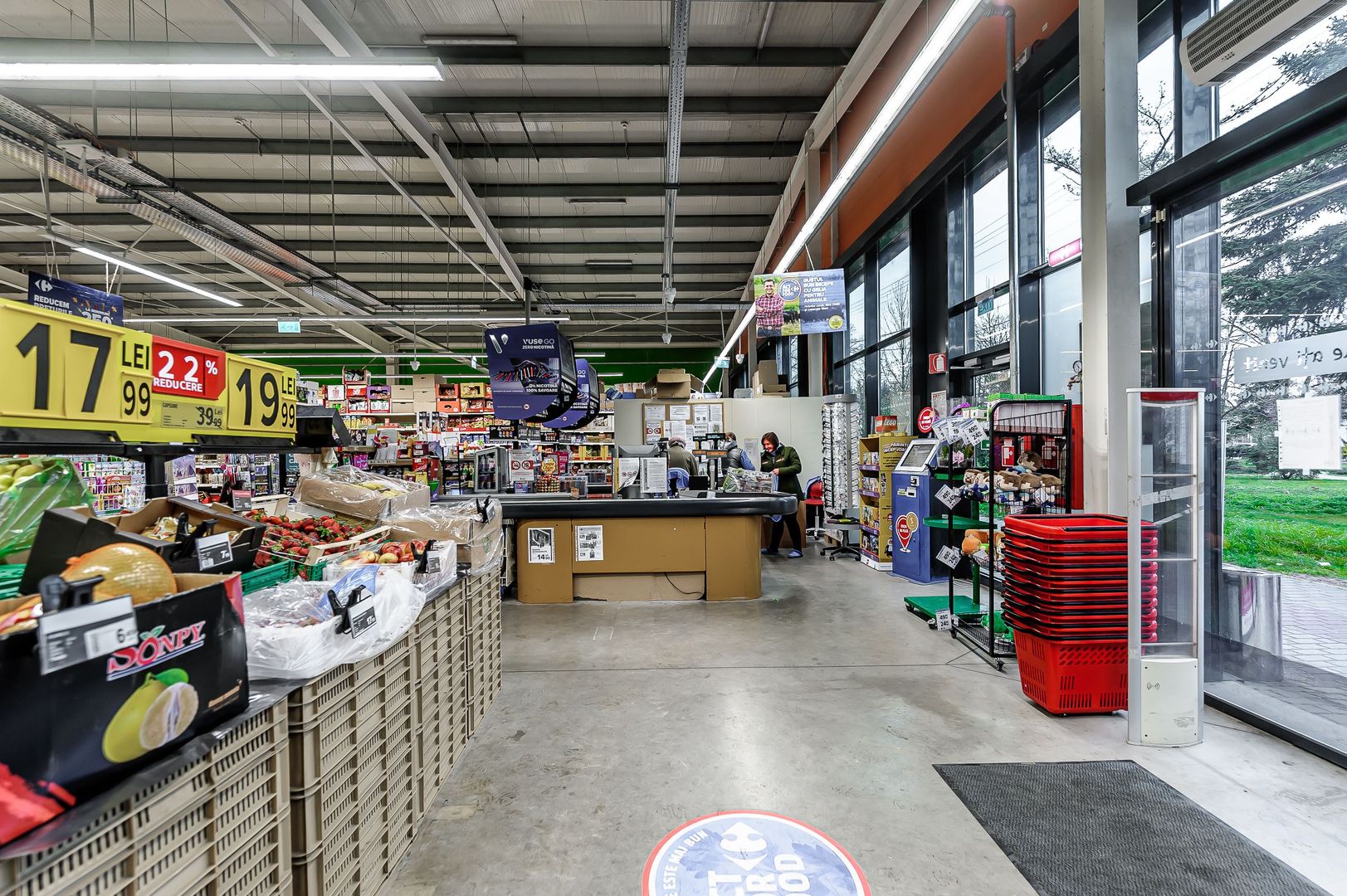 Imagine 4 - Spatiu comercial de vanzare cu chirias supermarket Profi