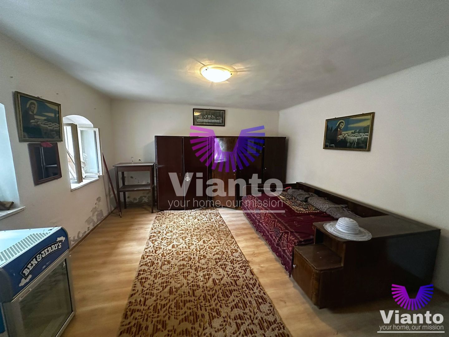 Casa individuala 3 camere cu teren 1100mp - Fantanele