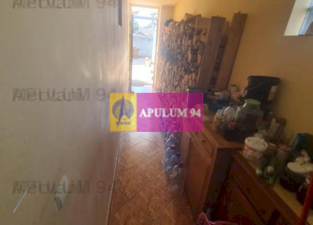 CASA (VILA) DE VANZARE IN CORNU