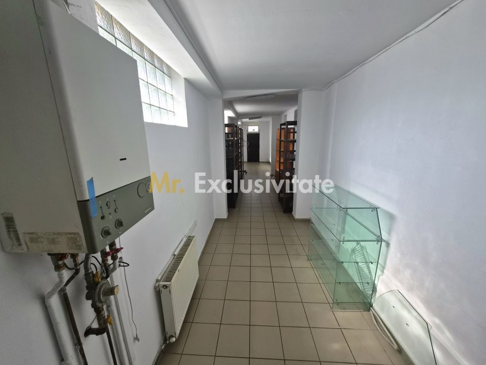 Spațiu comercial de închiriat- lângă spitalul Municipal Curtea de Argeș - imaginea 3
