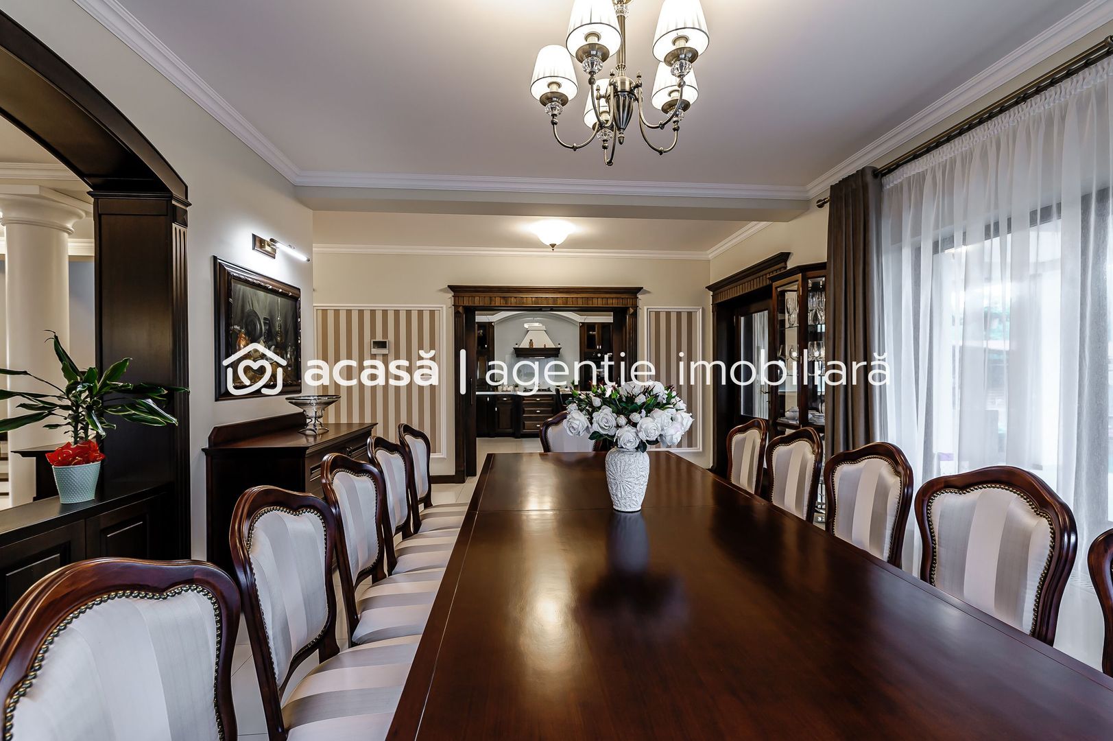 Imagine 3 - PRET NOU!!!   Vilă de Lux în Grădiște
