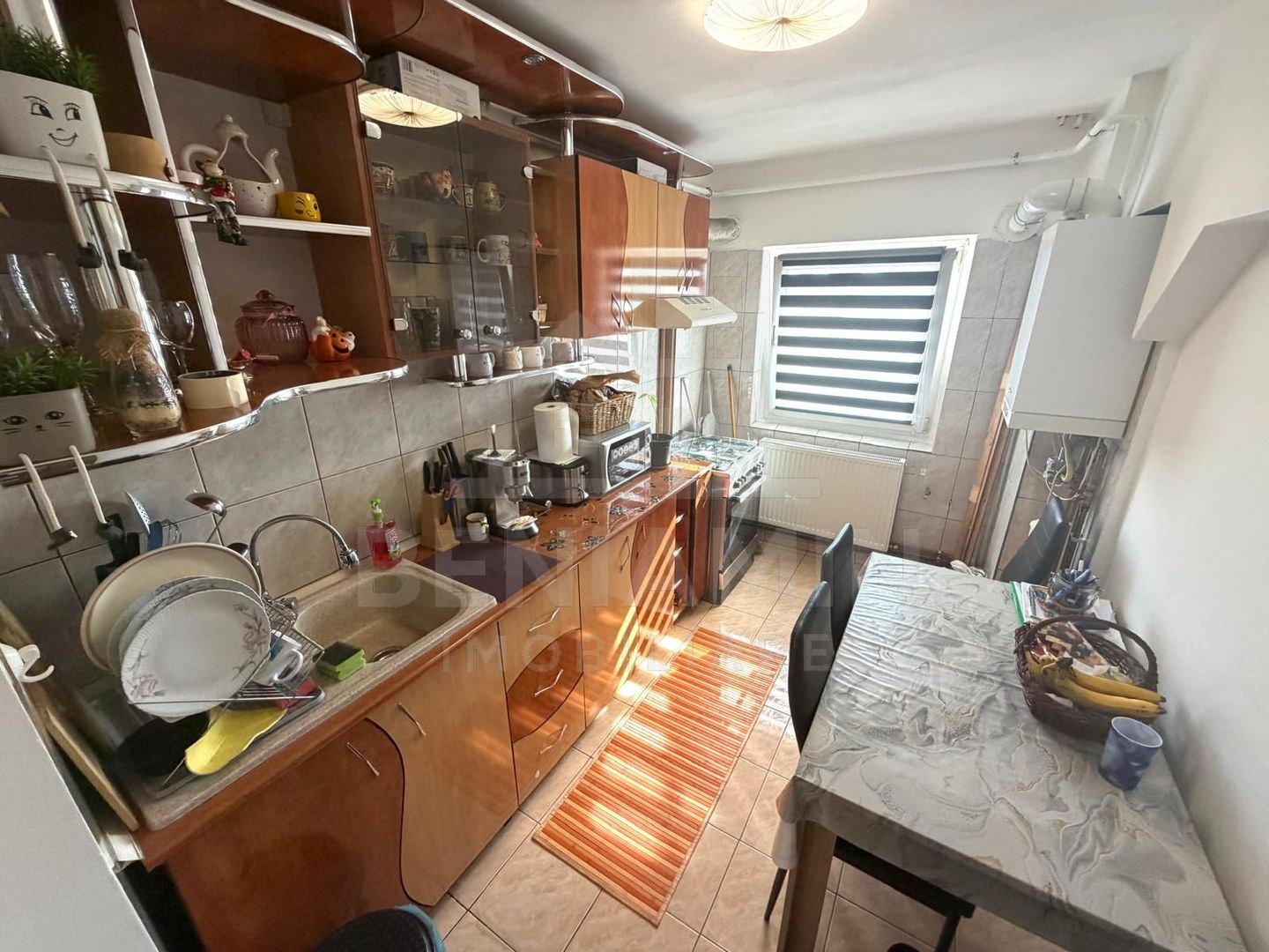 Apartament 2 camere decomandat 1 Mai Parcul Romanescu etaj 3 56mp - imaginea 2