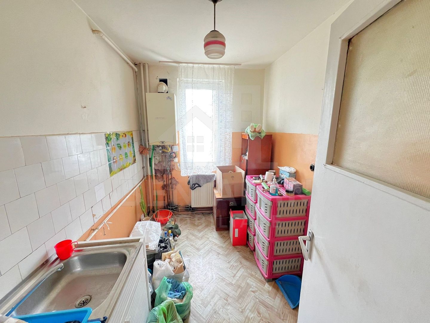 Apartament-2 Camere-48mp-CT- Etajul 2-Izolat-Bulevardul Saturn-Brasov - imaginea 4
