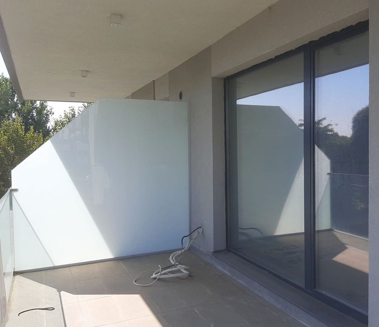 Apartament 3 Camere bucatarie inchisa si Terasă 12 MP cu Vedere Liberă - imaginea 2