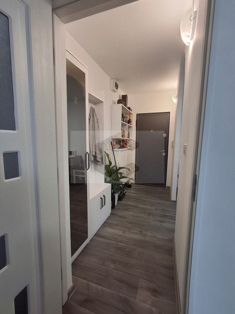 Apartament cu 2 camere , renovat , situat în zona Iosefin - imaginea 9