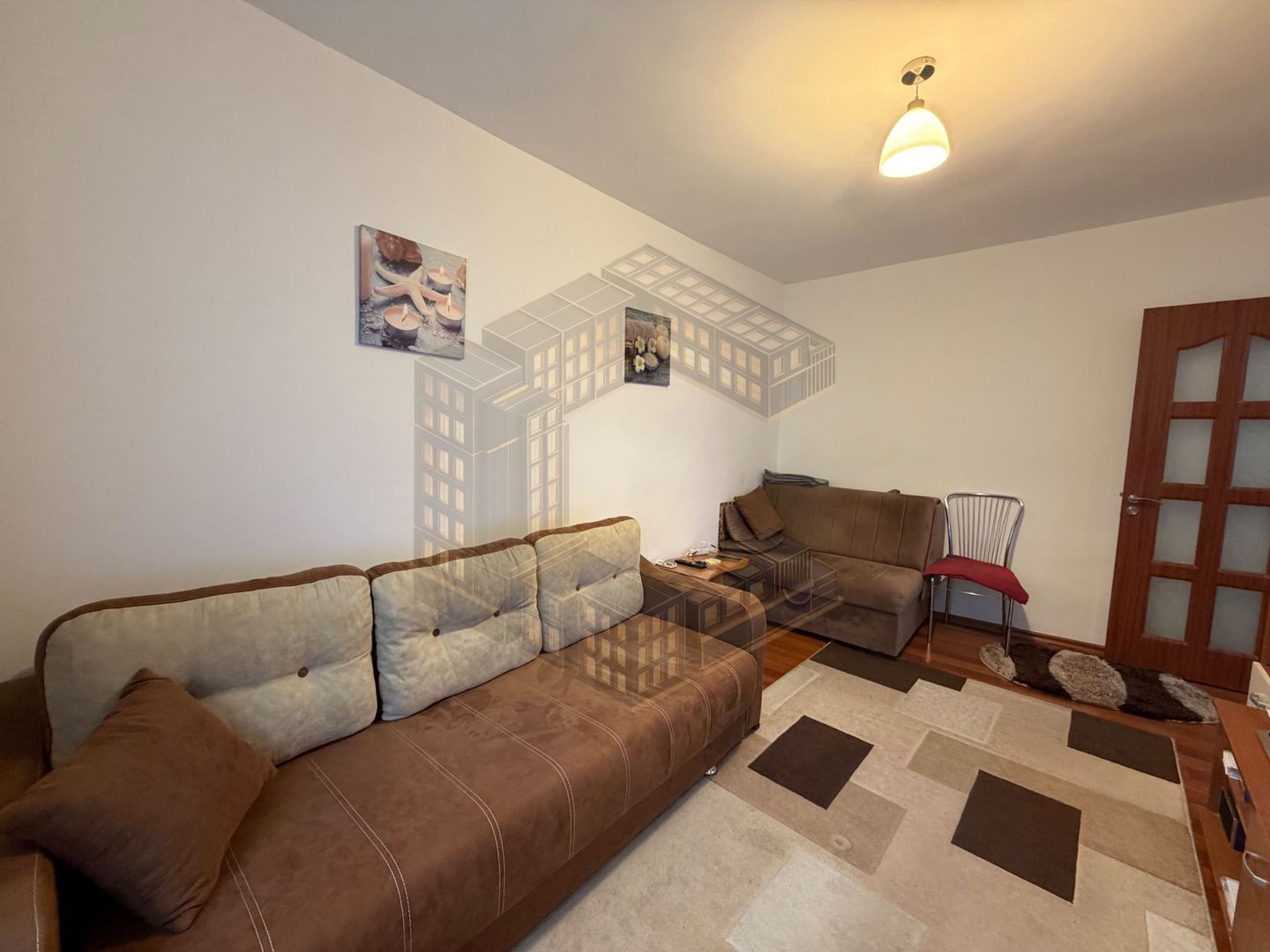 Apartament cu o camera, renovat, etaj intermediar, centrala, Girocului - imaginea 2