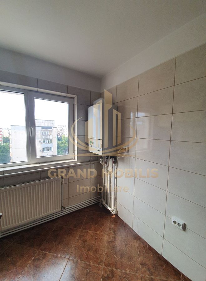 Apartament 2 camere semidecomandat cu parcare de resedinta - imaginea 8