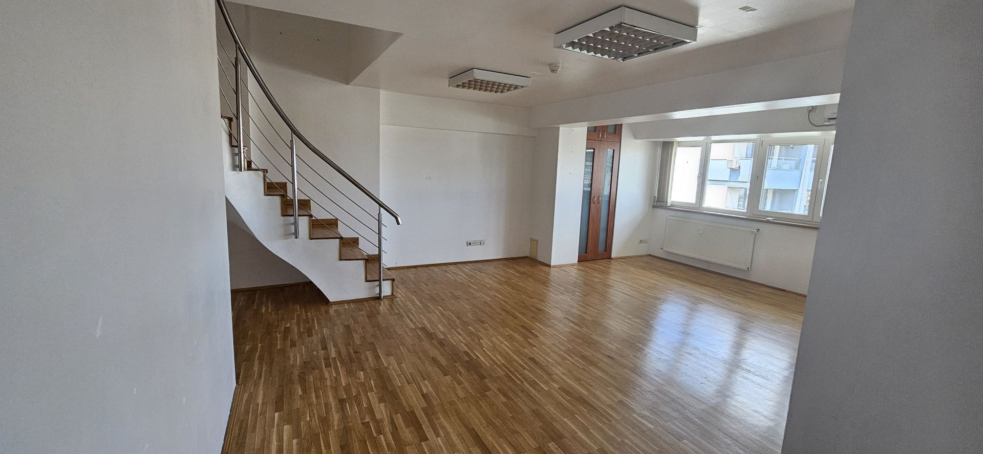 Unirii Traian duplex 5 camere de inchiriat
