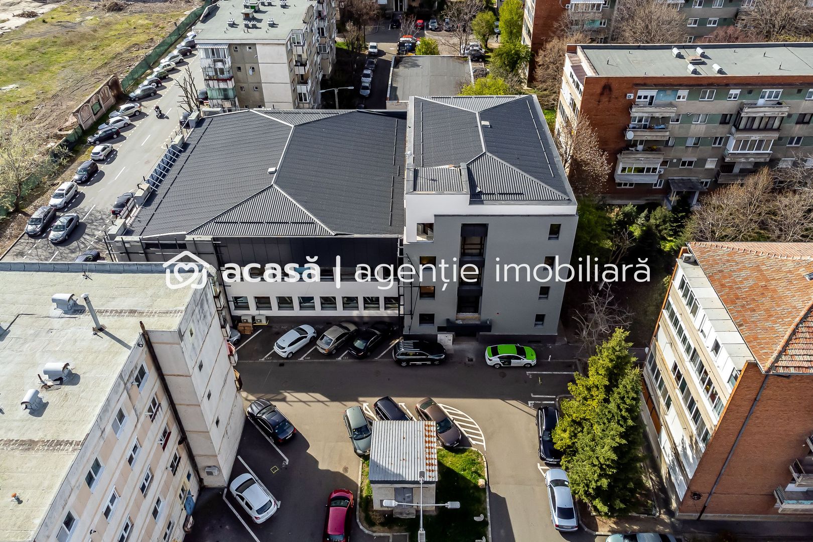 Spațiu modern de inchiriat destinat clinicilor sau companiilor