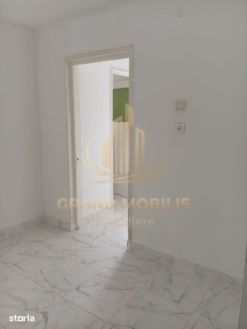 Apartament 2 camere decomandat, renovat - imaginea 9