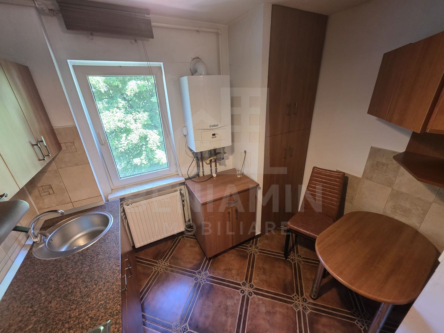 Apartament 2 Camere Etaj 3 Cartier Astra 50mp - imaginea 6