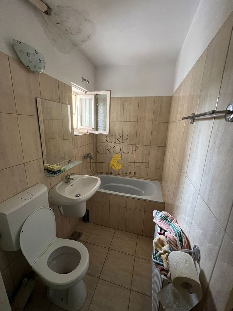Apartament 4 camere, etaj 1/4, zona Mausoleul Eroilor - Sud - imaginea 9