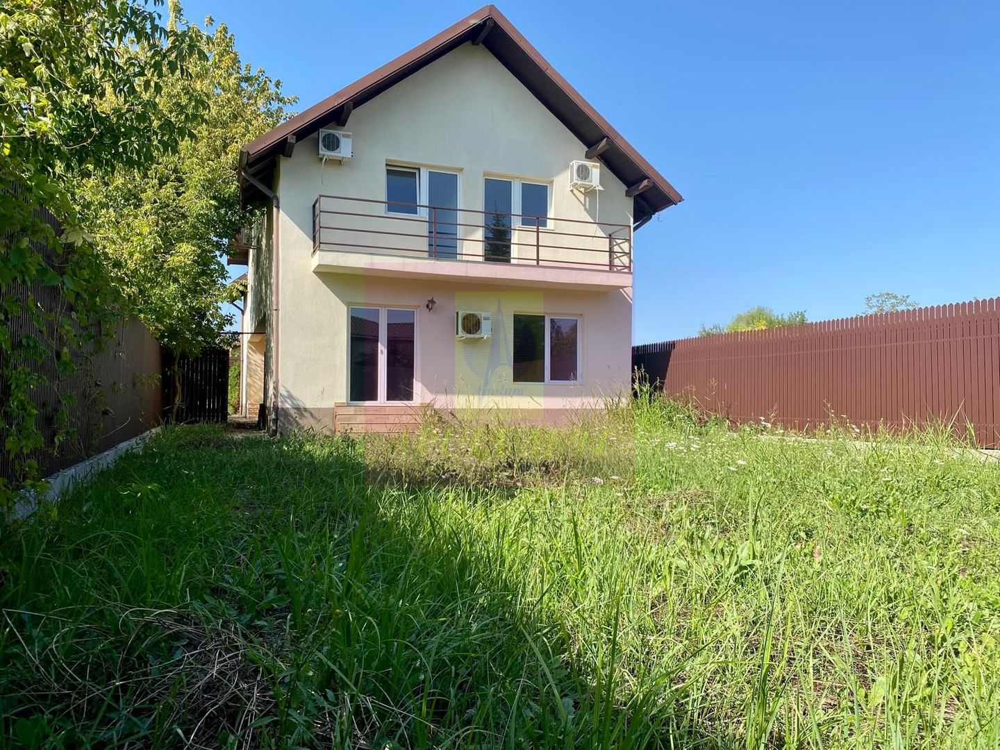 Duplex in vila 4 camere | 301 mp teren | Grădină 170 mp | Mogoșoaia