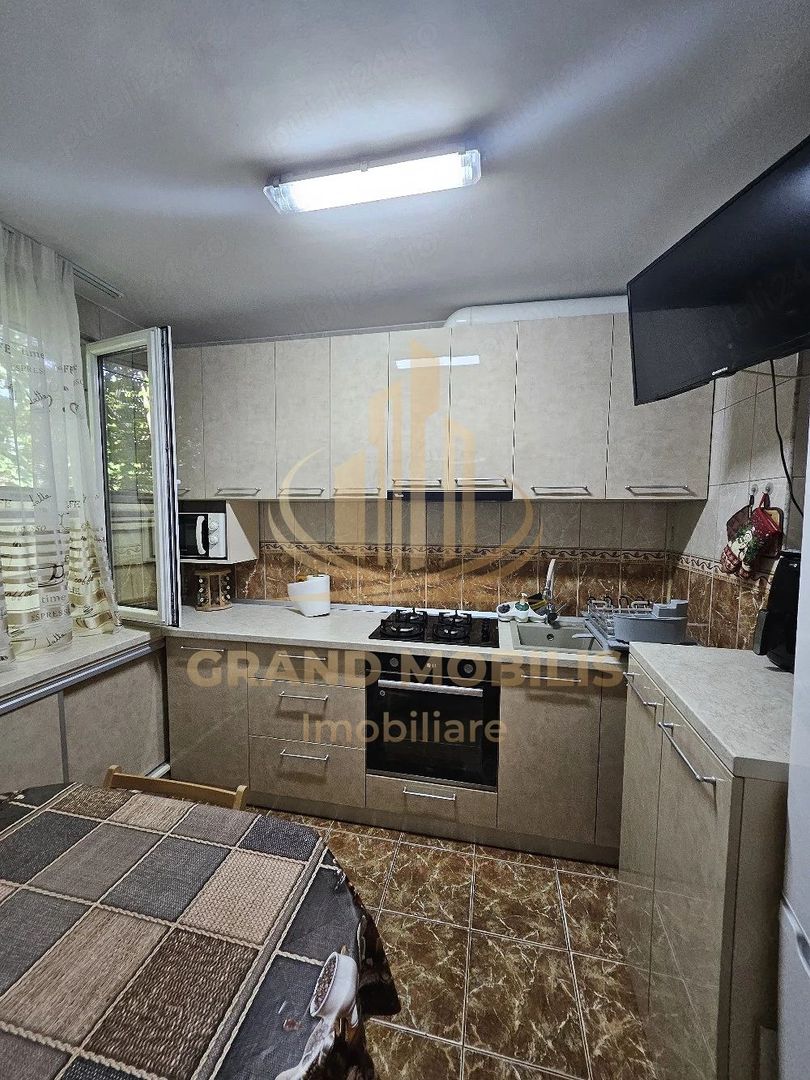 Apartament 2 camere decomandat - imaginea 4