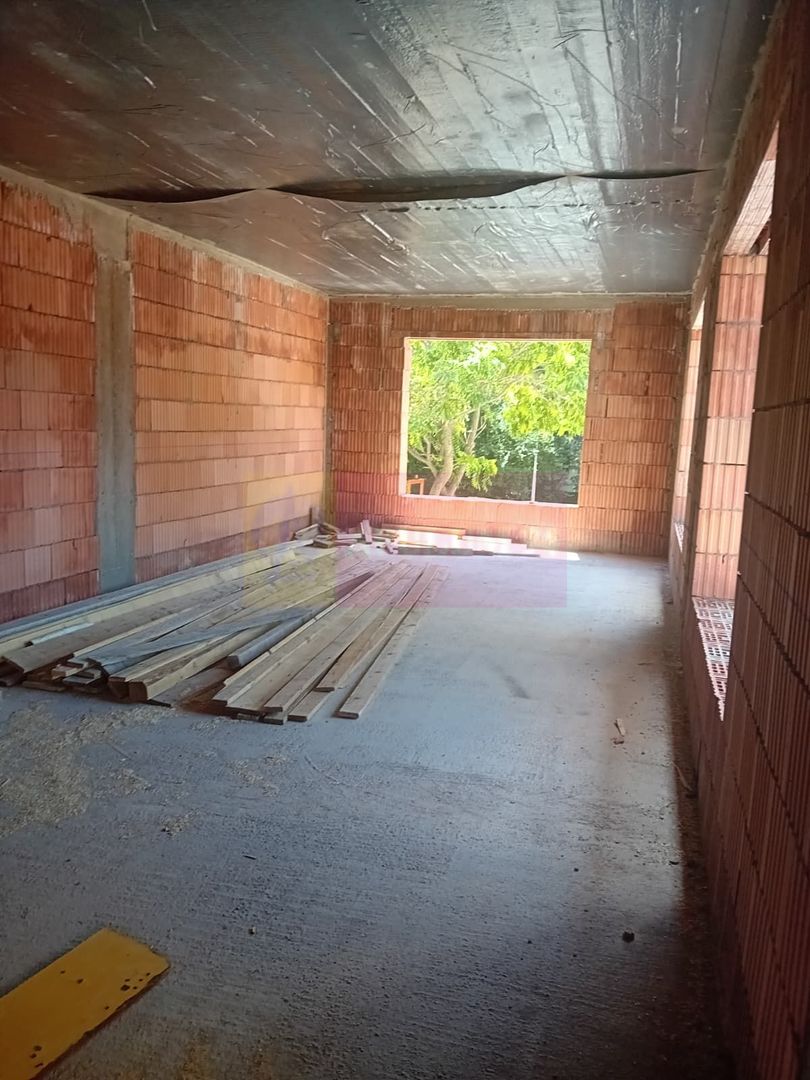 CLĂDIRE INDIVIDUALĂ NOUĂ | 260 MP | 10 LOCURI PARCARE | Metrou Dristor