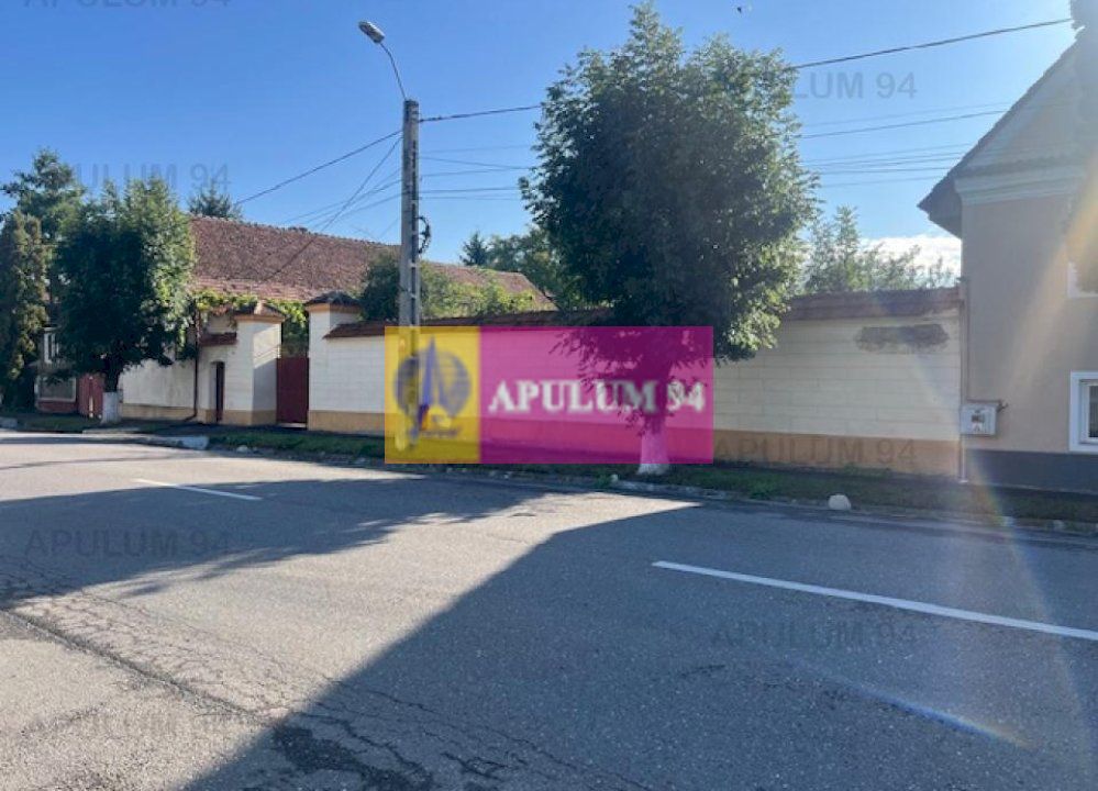 Teren cu constructie casa Prejmer- jud Brasov- langa Primarie.