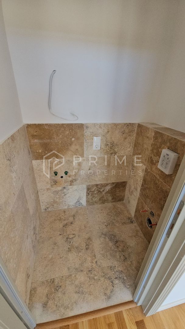 Vilă chalet modern cu perete panoramic de sticlă - Livezeni, Mureș - imaginea 16