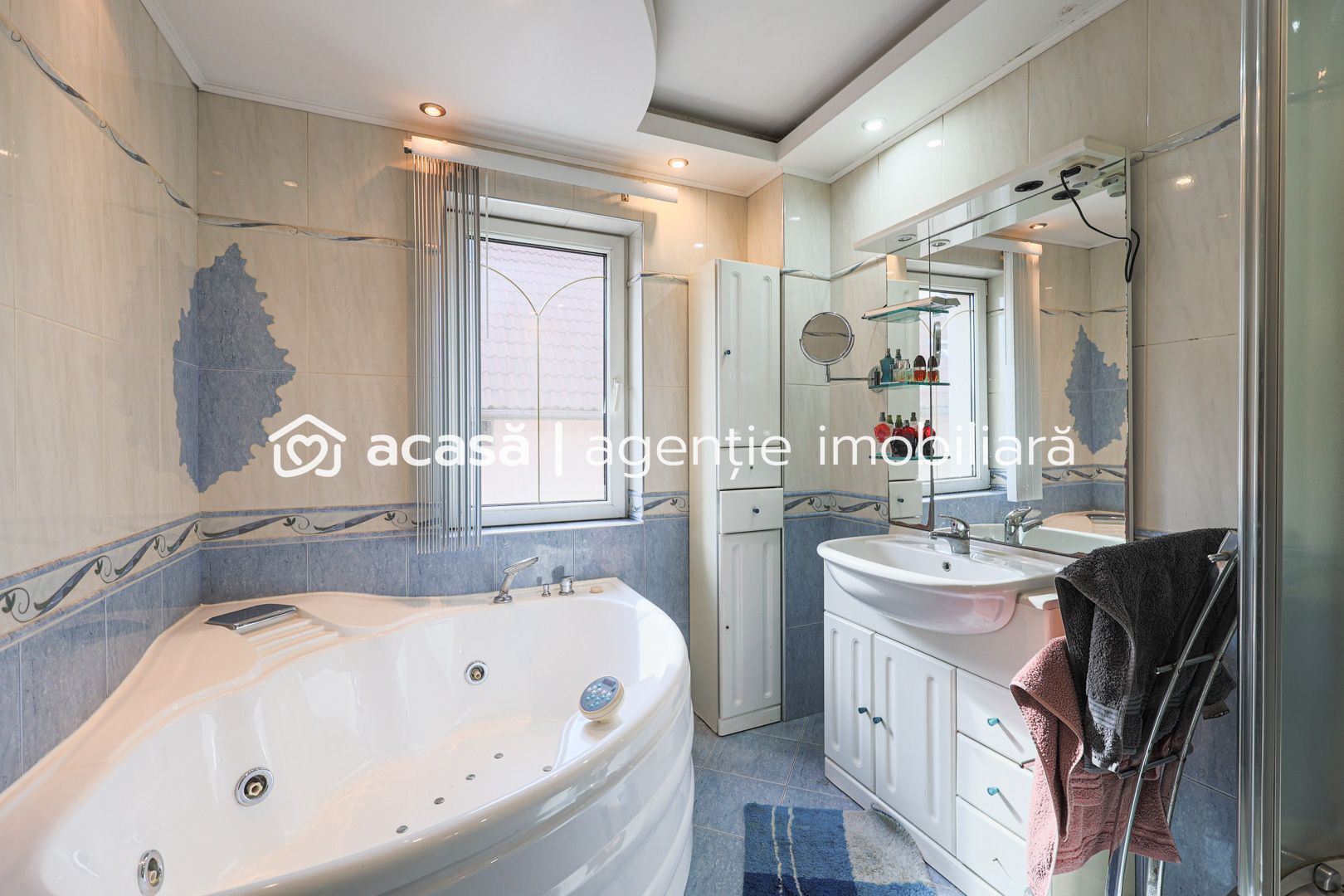 Imagine 6 - Vilă cu 6 camere în zona rezidențială - Poltura
