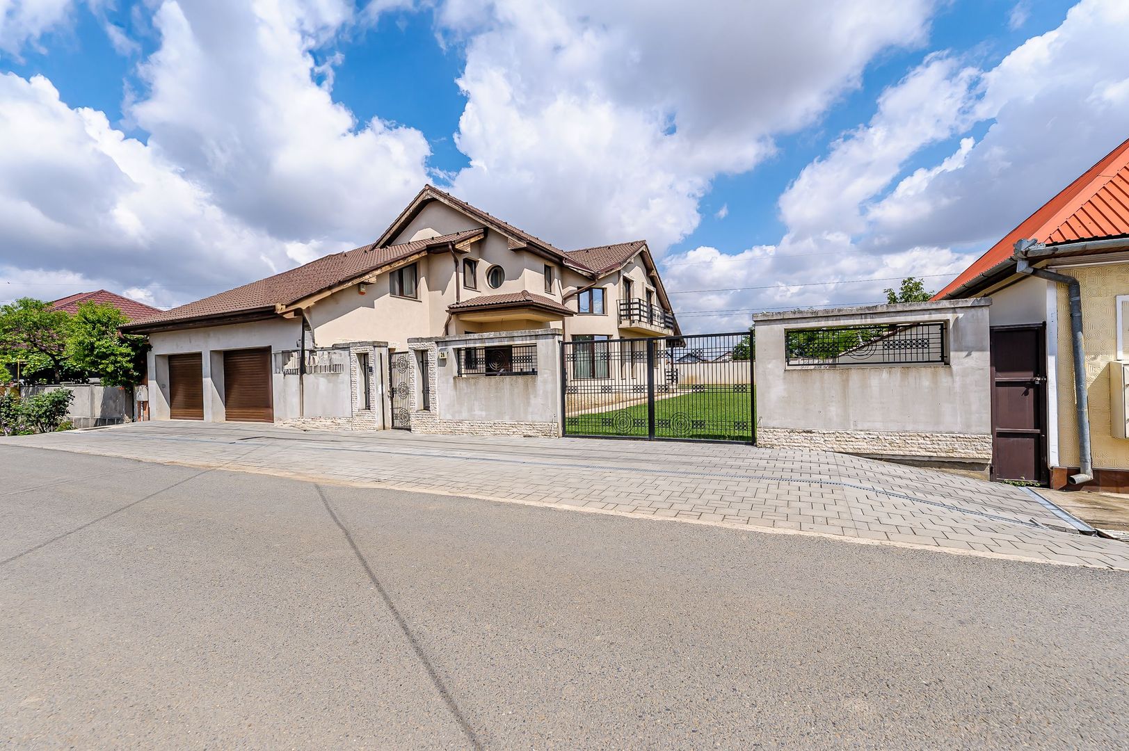 Imagine 31 - Vilă complet amenajată LUX, ideală pentru o familie cu stil