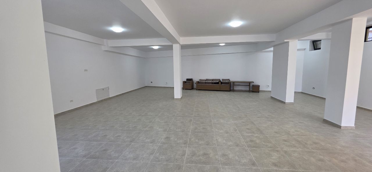Salajan spatiu comercial 350 mp de inchiriat - imaginea 20