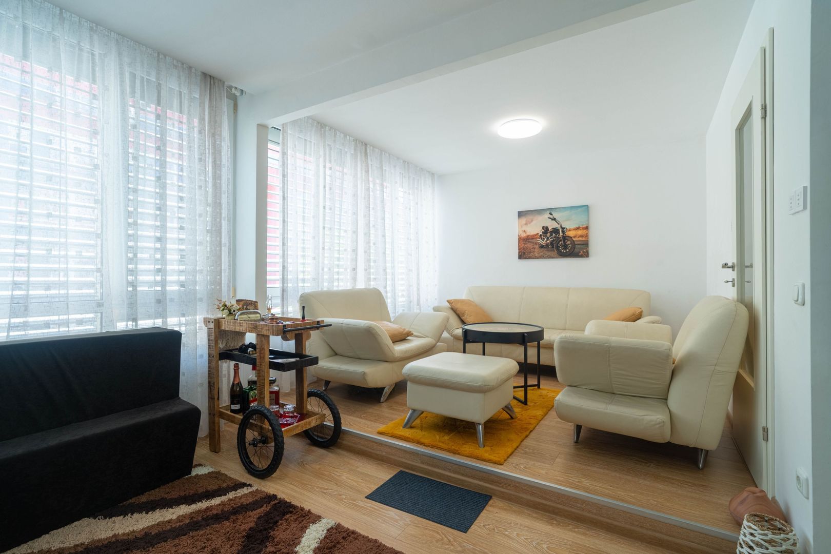 Imagine 7 - Apartament 2 camere cu lift și cheltuieli mici