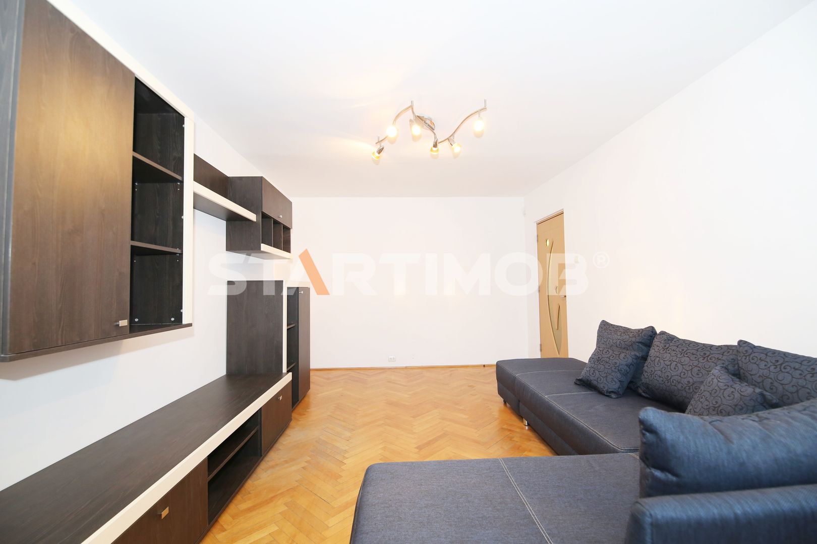 Apartament 4 camere  Astra cu parcare