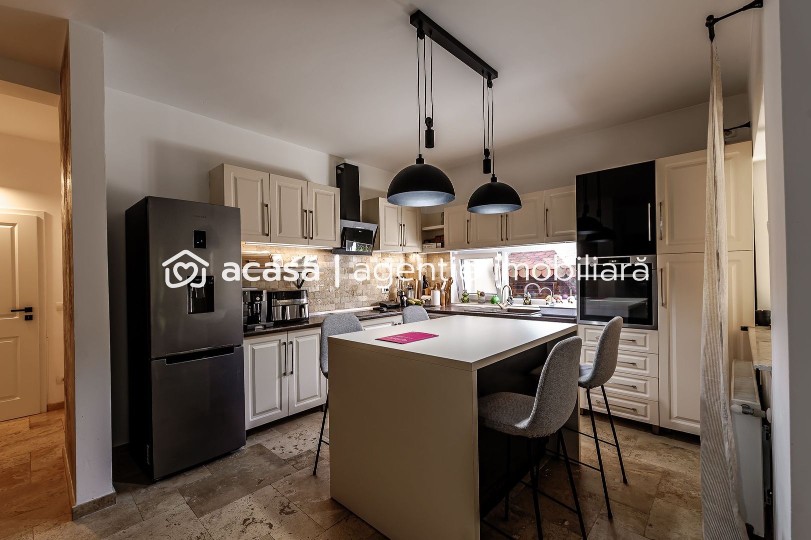Imagine 1 - Casă de vânzare – Via Carmina, Vladimirescu -zonă rezidențială premium
