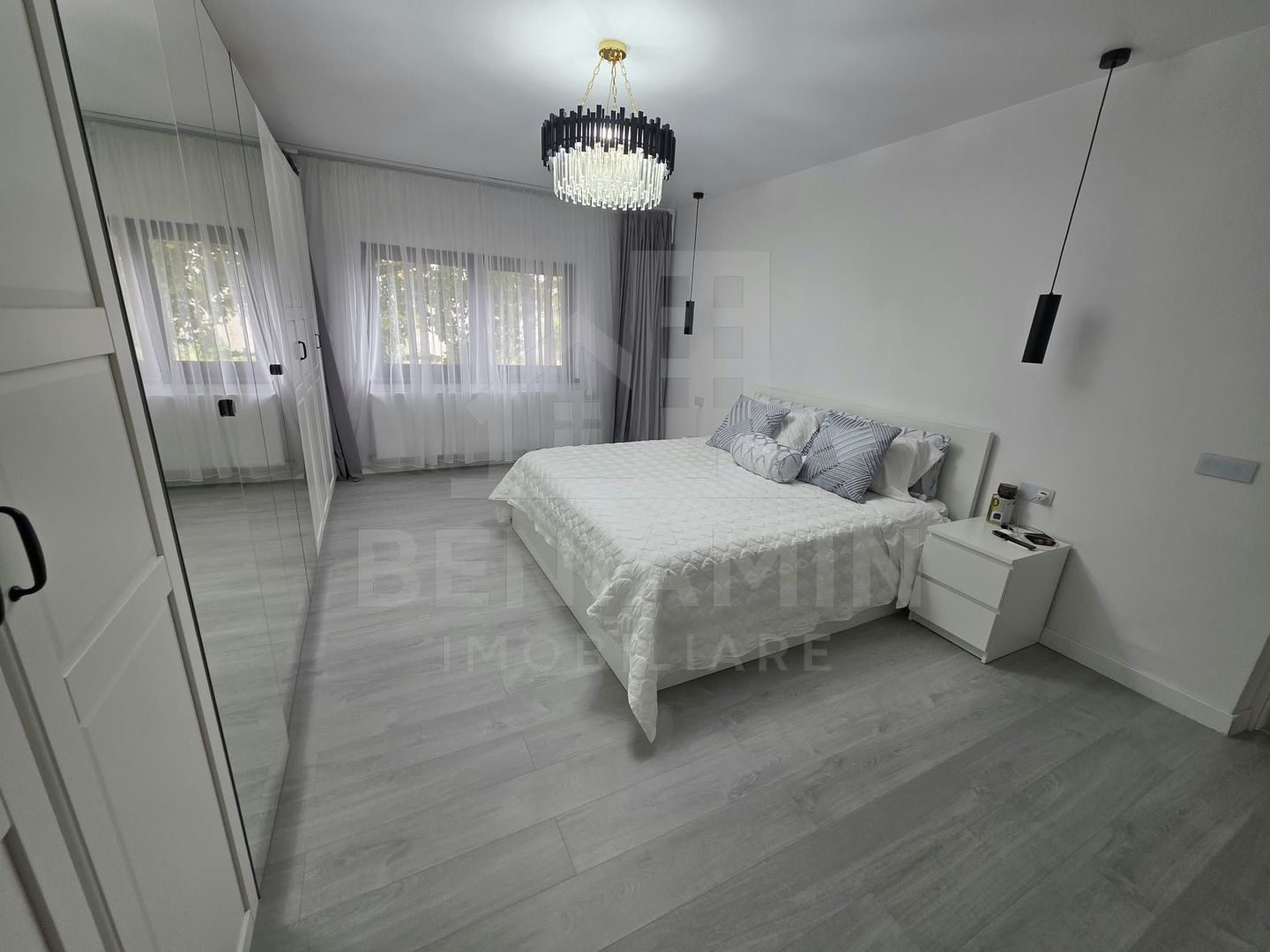 Casa Moderna-160mp-Teren 1200mp-Mobilata-Utilata-Centrala-Romanesti - imaginea 3