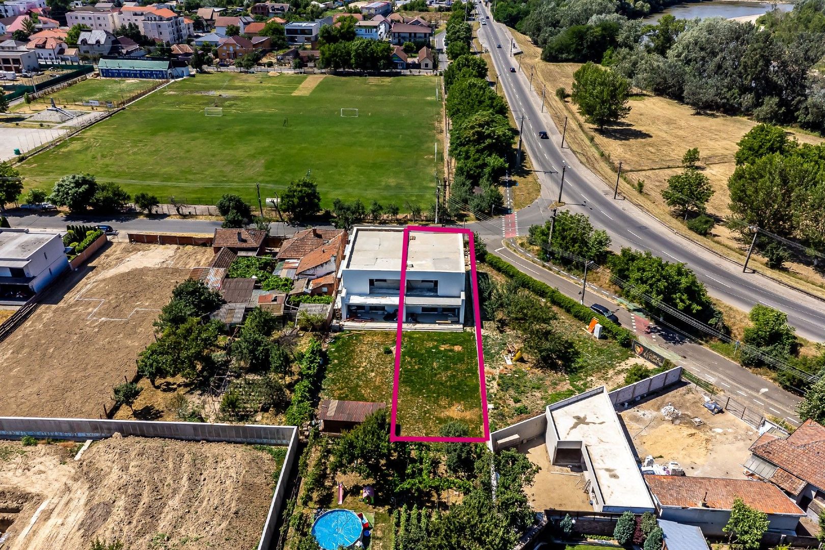 Vila spatioasa in subcetate, proprietate premium