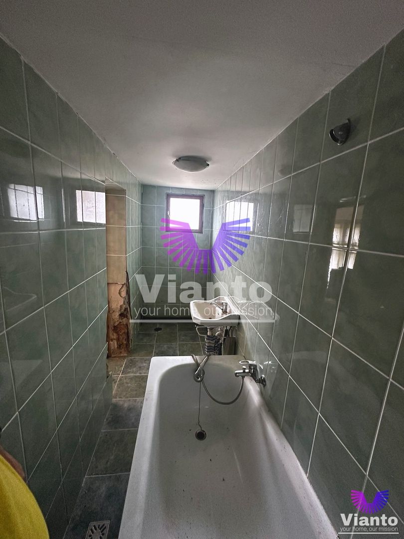 Casa individuala 3 camere cu teren 1100mp - Fantanele