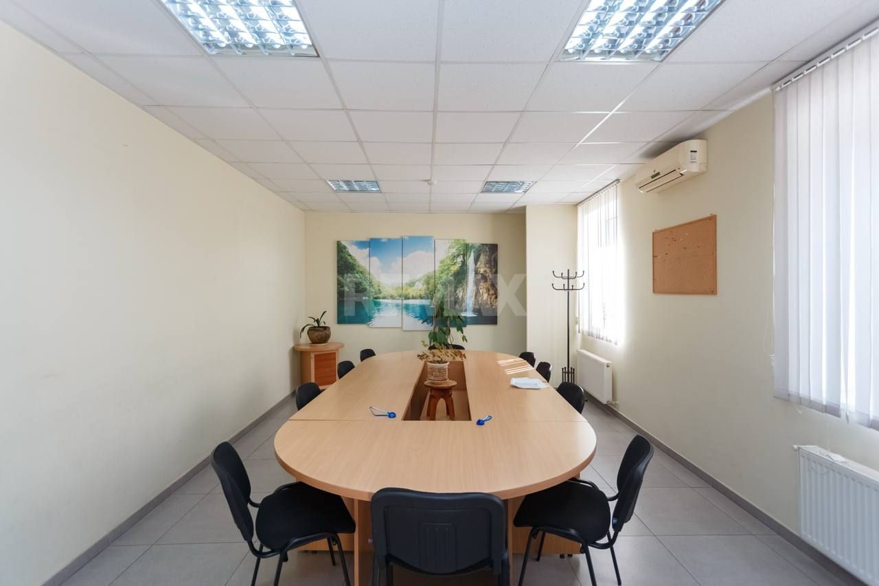 Teren pentru construcții 6.73 ari cu 2 construcții Centru, Chișinău - imaginea 10