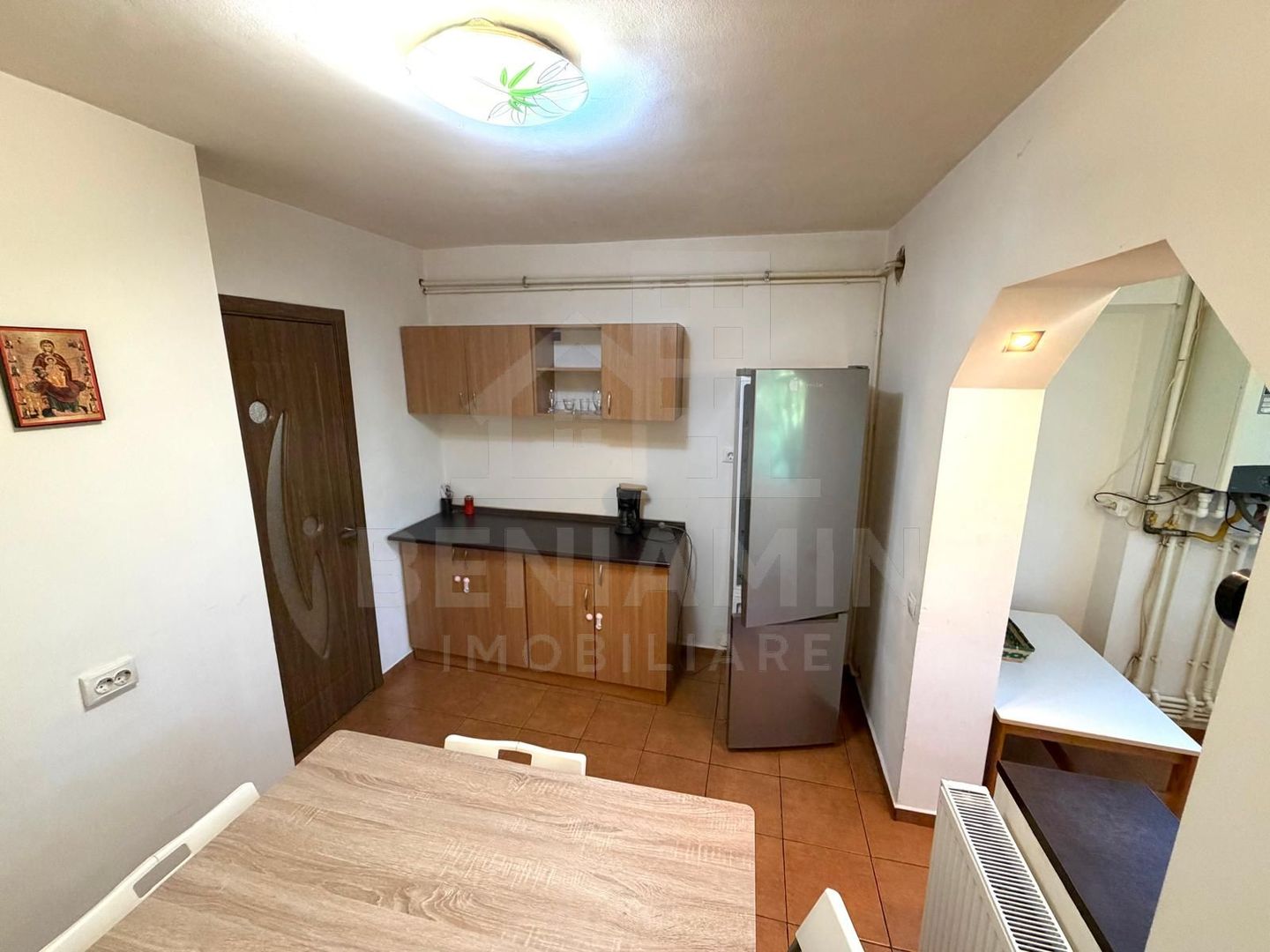 3 Camere-72mp-Decomandat-2Bai-Etaj3-Centrala Termica-Rovine-Posta - imaginea 6